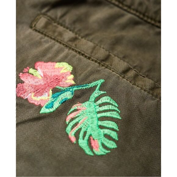 SUPERDRY TENCEL ROOKIE SHORT SHORTS EMBROIDERED FLOWERS ARMY GREEN - Picture 9 of 13